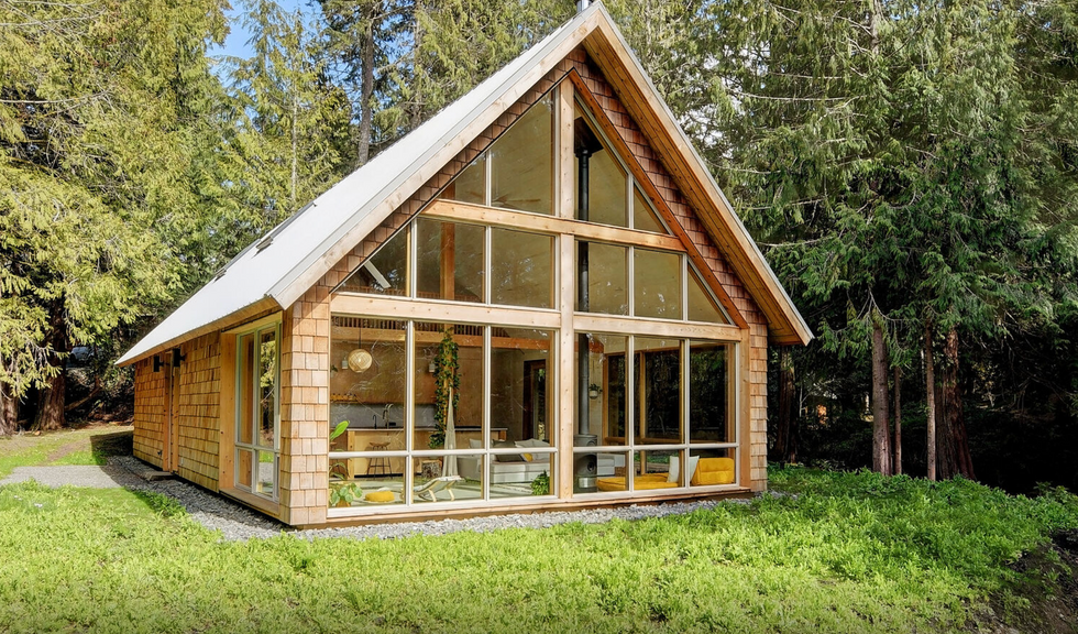 This ‘Rainforest Home’ For Sale In BC Is Nestled In The Trees & It’s A ‘West Coast Paradise’